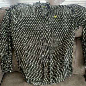 Cinch dress shirt